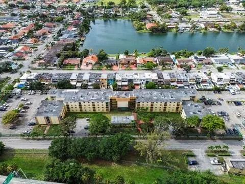 606 W 81st St # 120, Hialeah FL 33014