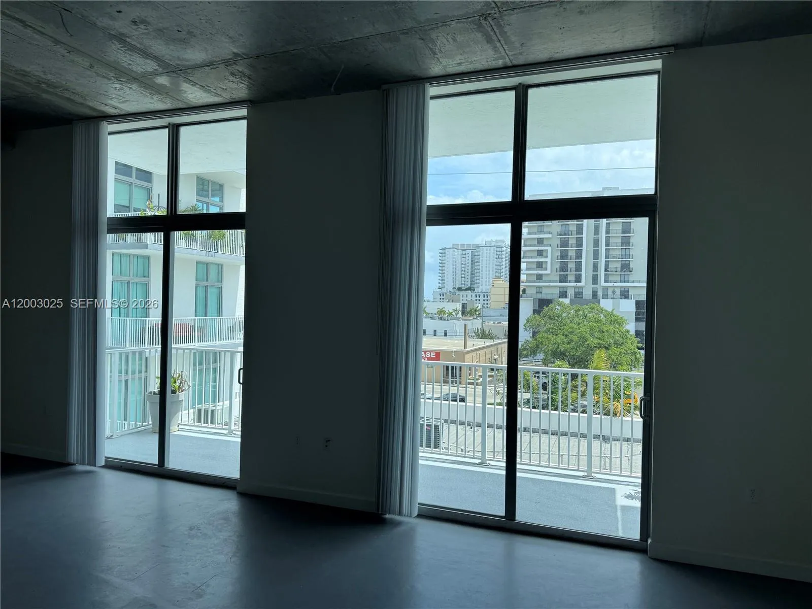 1 bedroom 1 bath for sale at 2100 Van Buren St # 412, Hollywood FL 33020