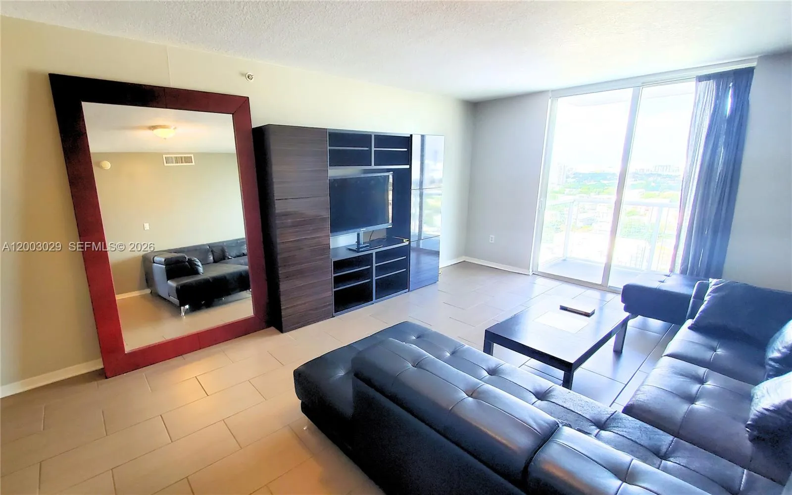 900 SW 8 # 1408, Miami FL 33130