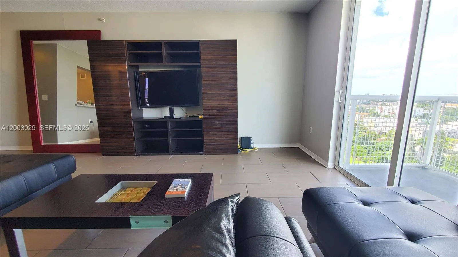 900 SW 8 # 1408, Miami FL 33130