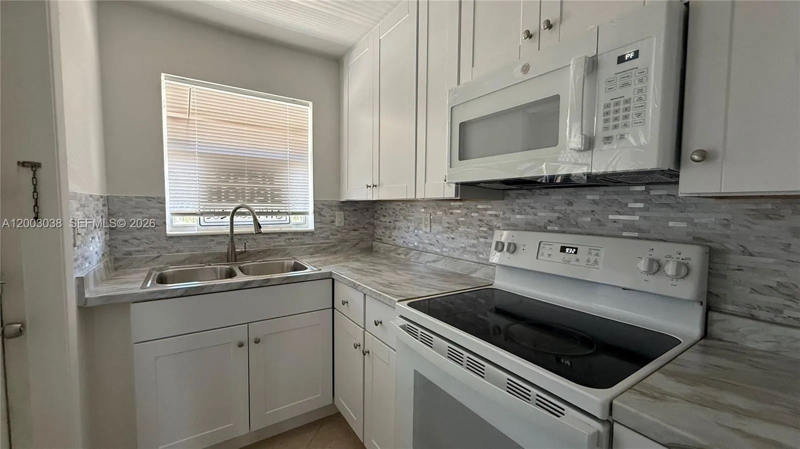 300 Layne Blvd # 309, Hallandale Beach FL 33009