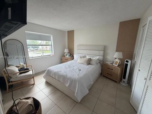 6825 W Flagler St # 207, Miami FL 33144