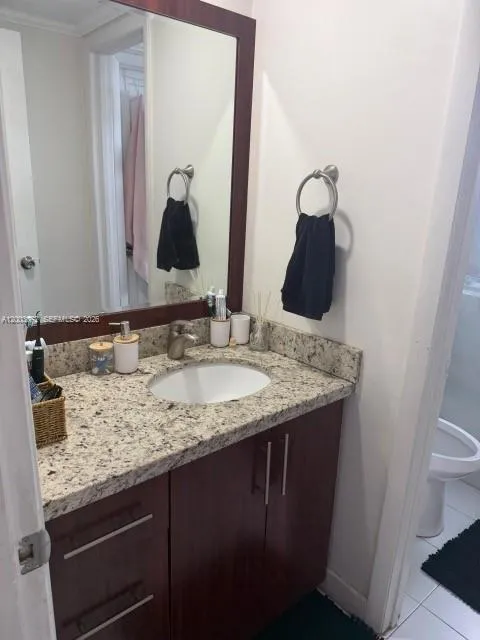 6825 W Flagler St # 207, Miami FL 33144