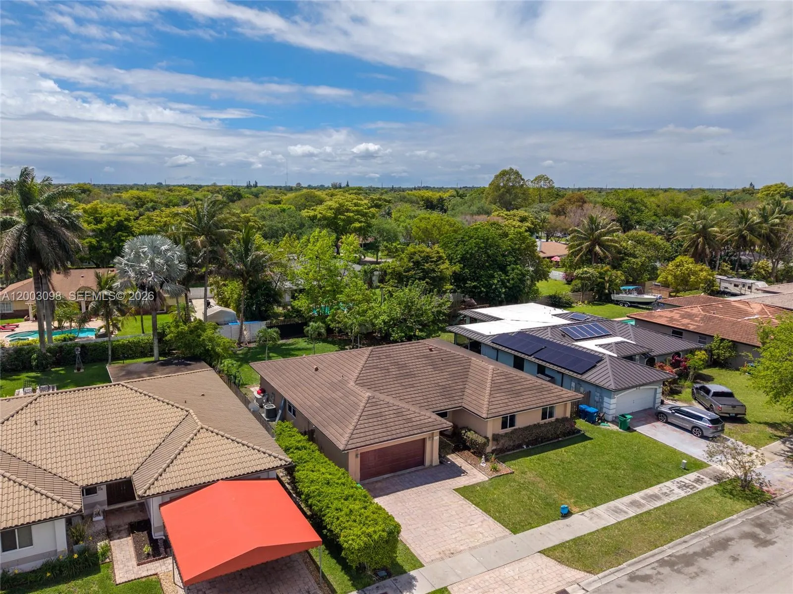 14762 SW 143rd Ter, Miami FL 33196