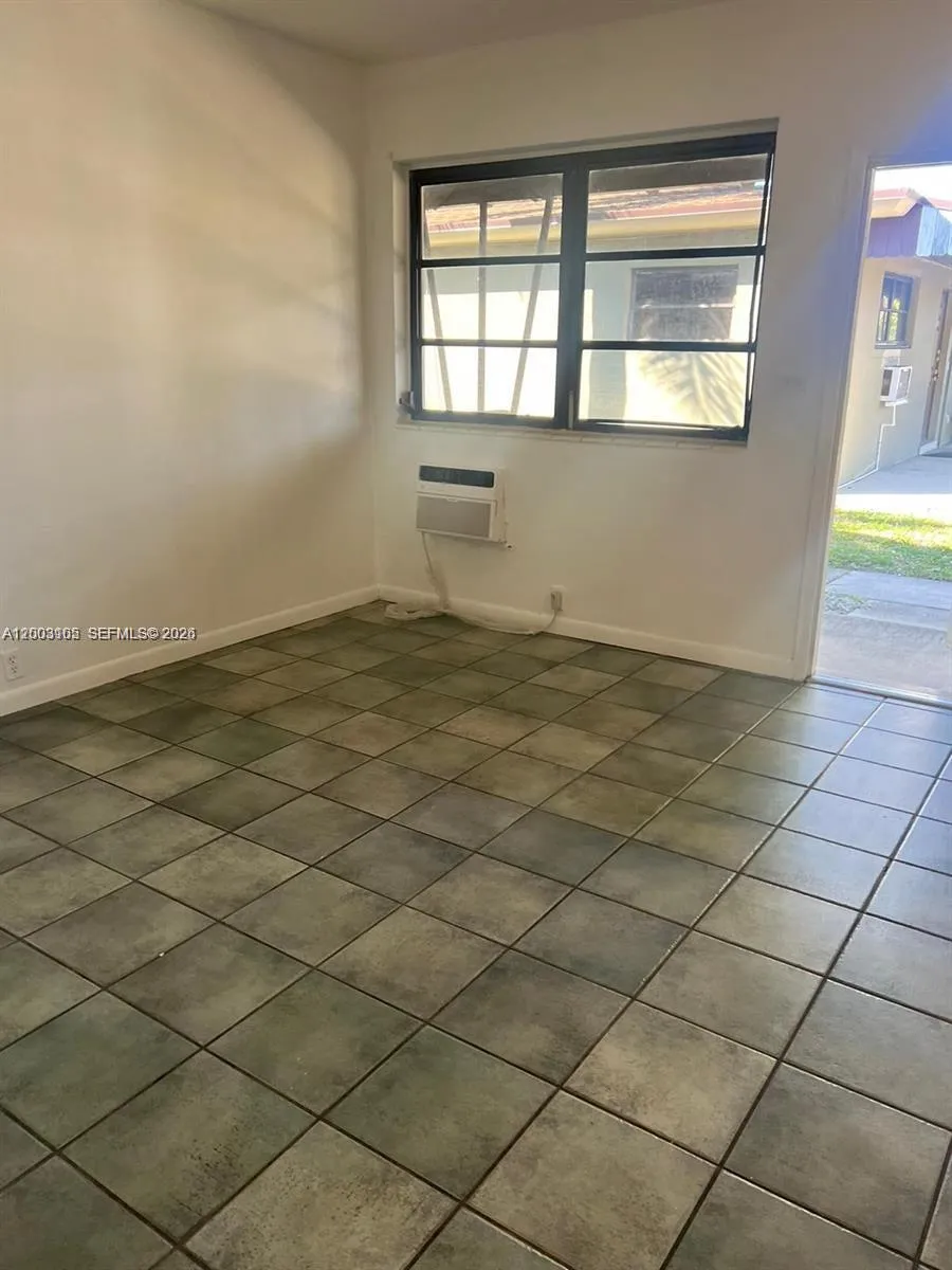 12605 NE 13th Ave # 6, North Miami FL 33161