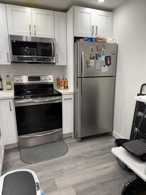 9350 Fontainebleau Blvd # 413, Miami FL 33172