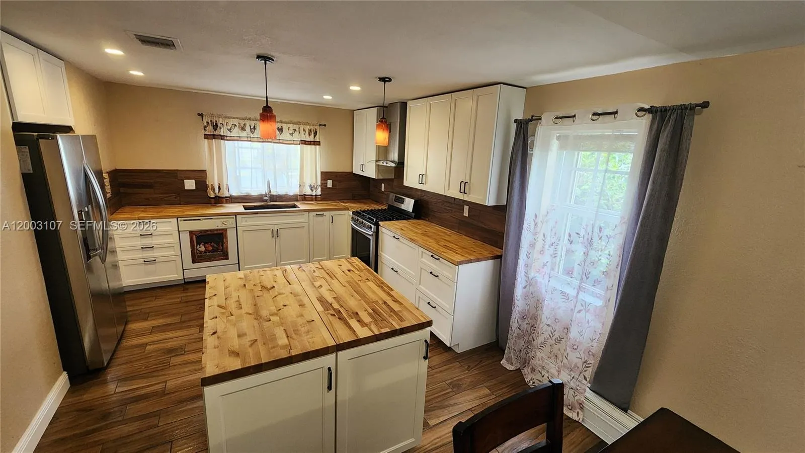 20301 SW 105th Ave, Cutler Bay FL 33189