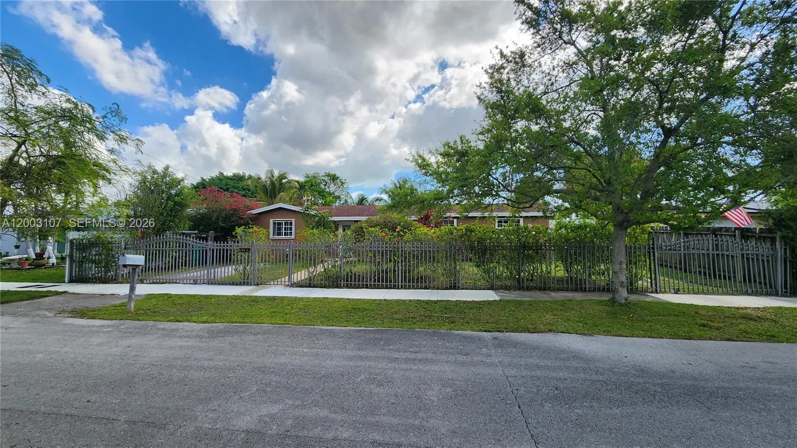 20301 SW 105th Ave, Cutler Bay FL 33189