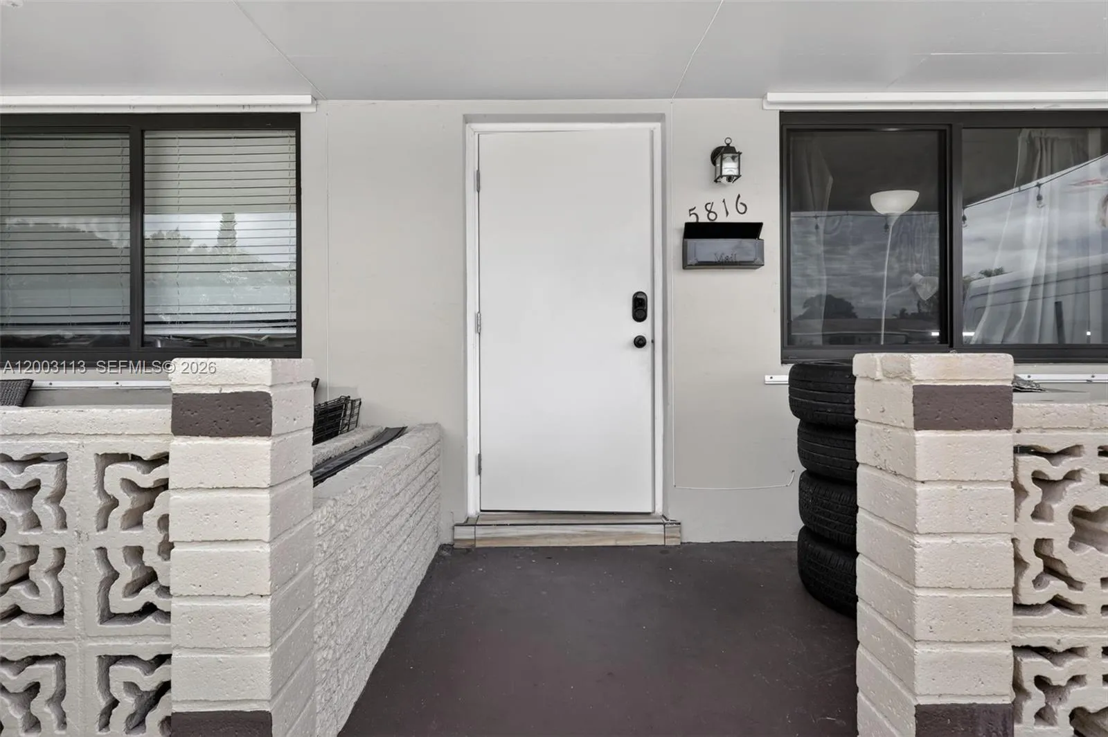 5814 Cleveland St, Hollywood FL 33021