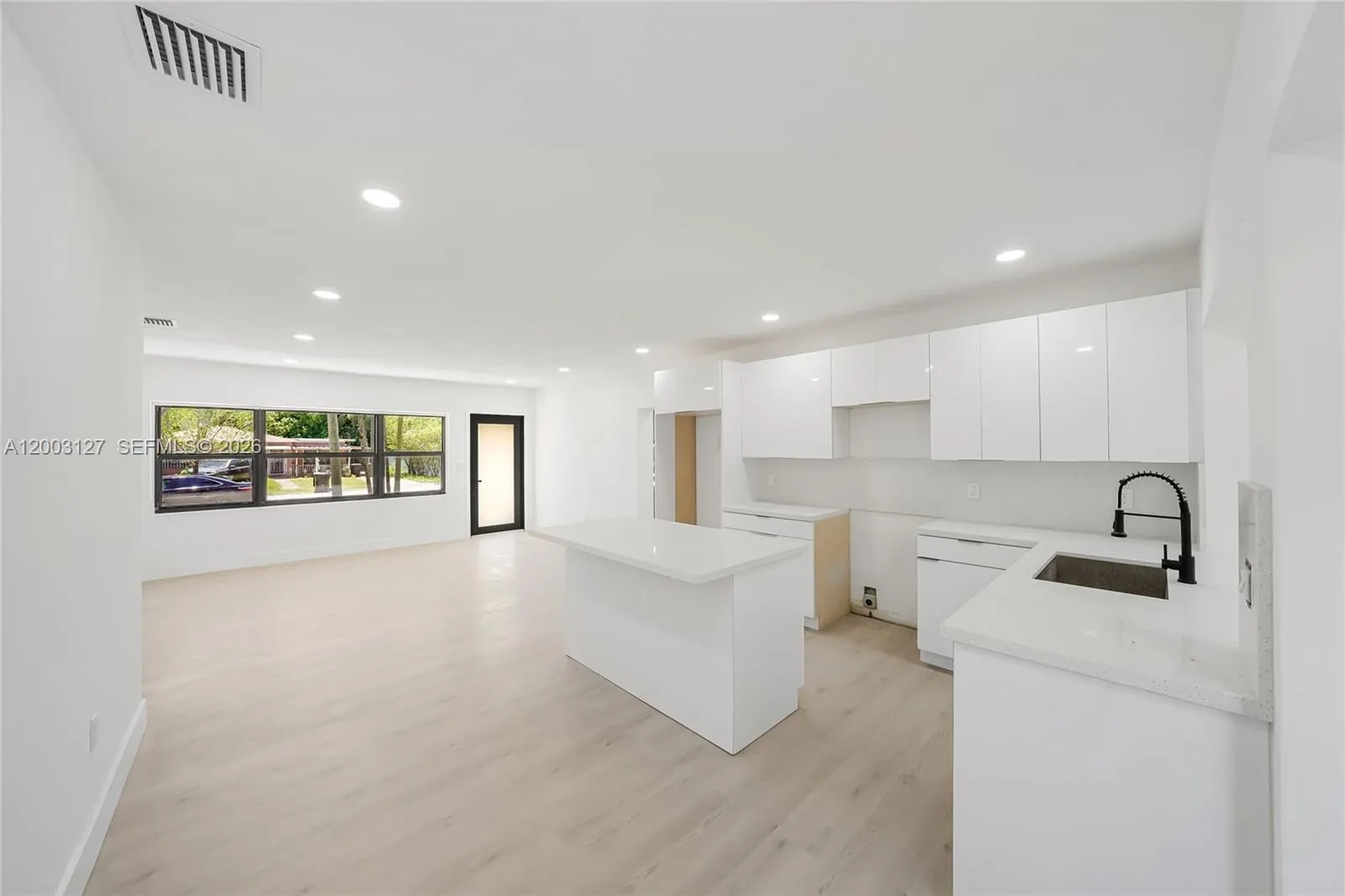 1315 NE 130th St, North Miami FL 33161