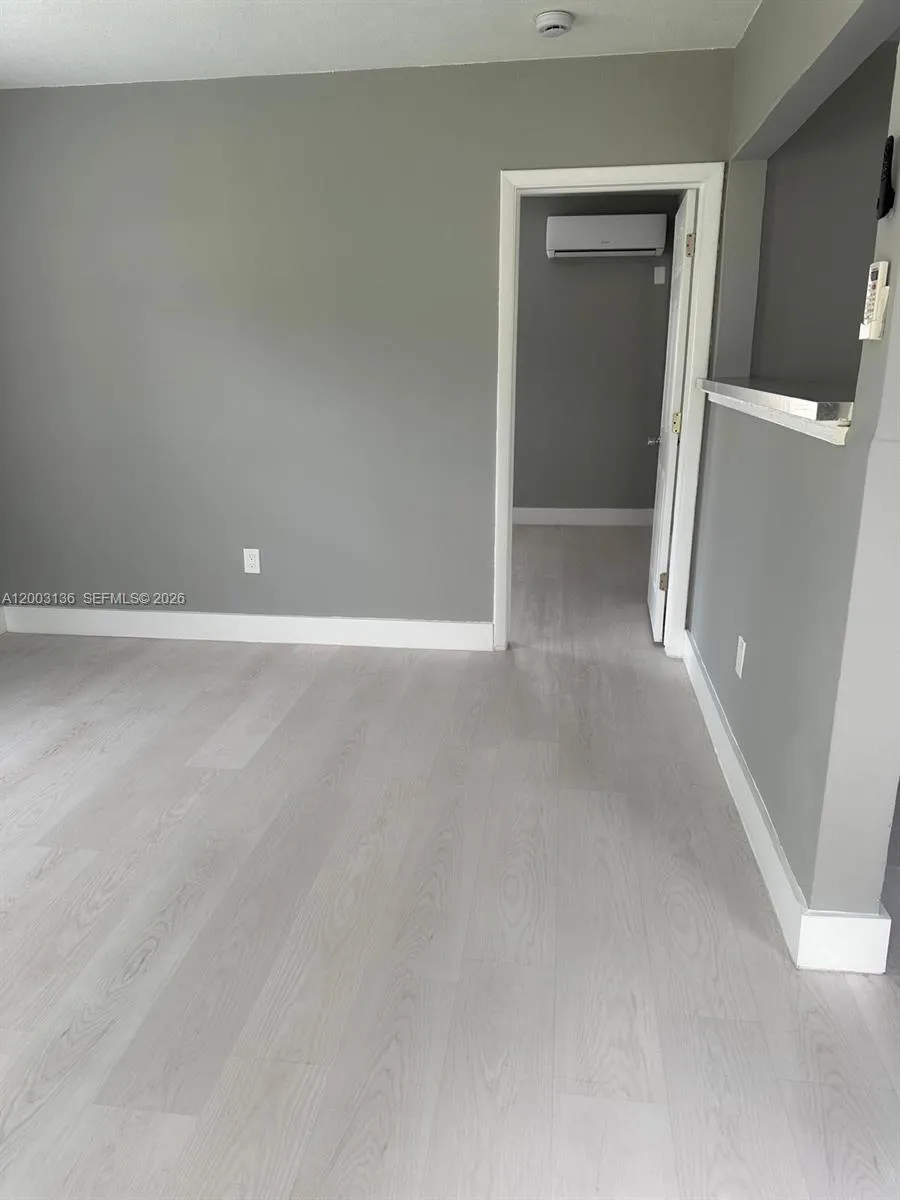 2016 Miami Rd # B, Fort Lauderdale FL 33316