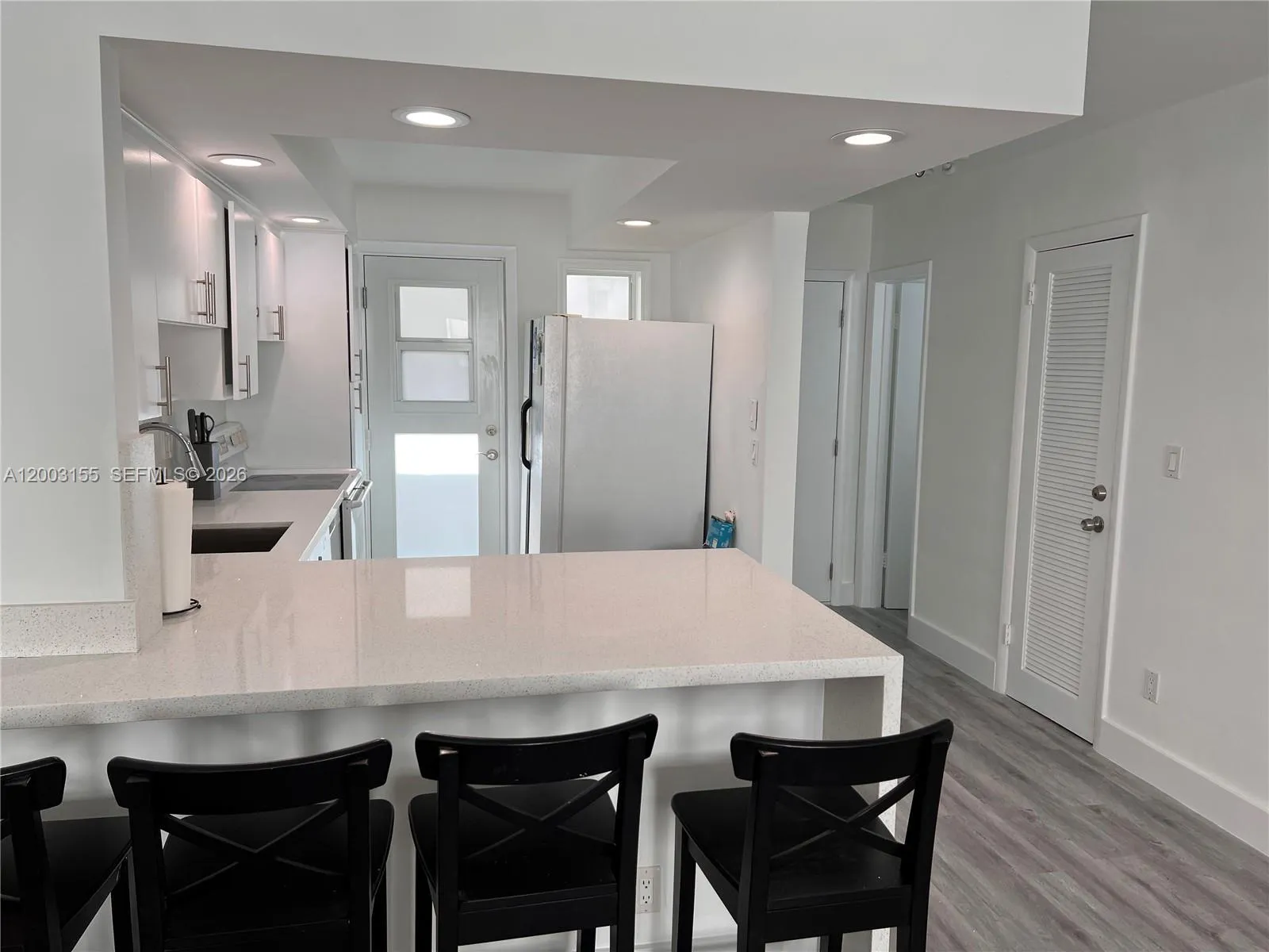 240 Galen Dr # 302, Key Biscayne FL 33149