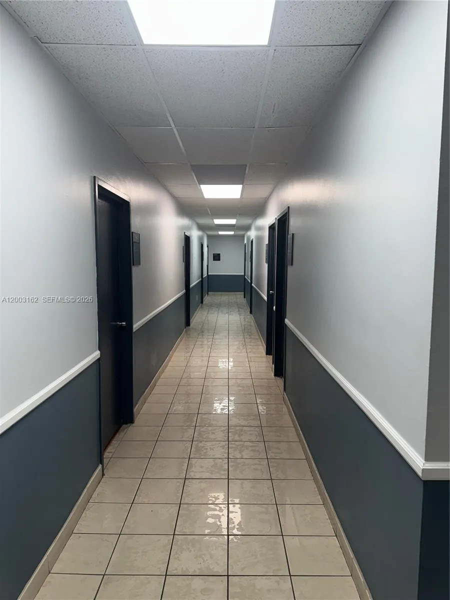 717 Ponce De Leon Blvd # 323, Coral Gables FL 33134