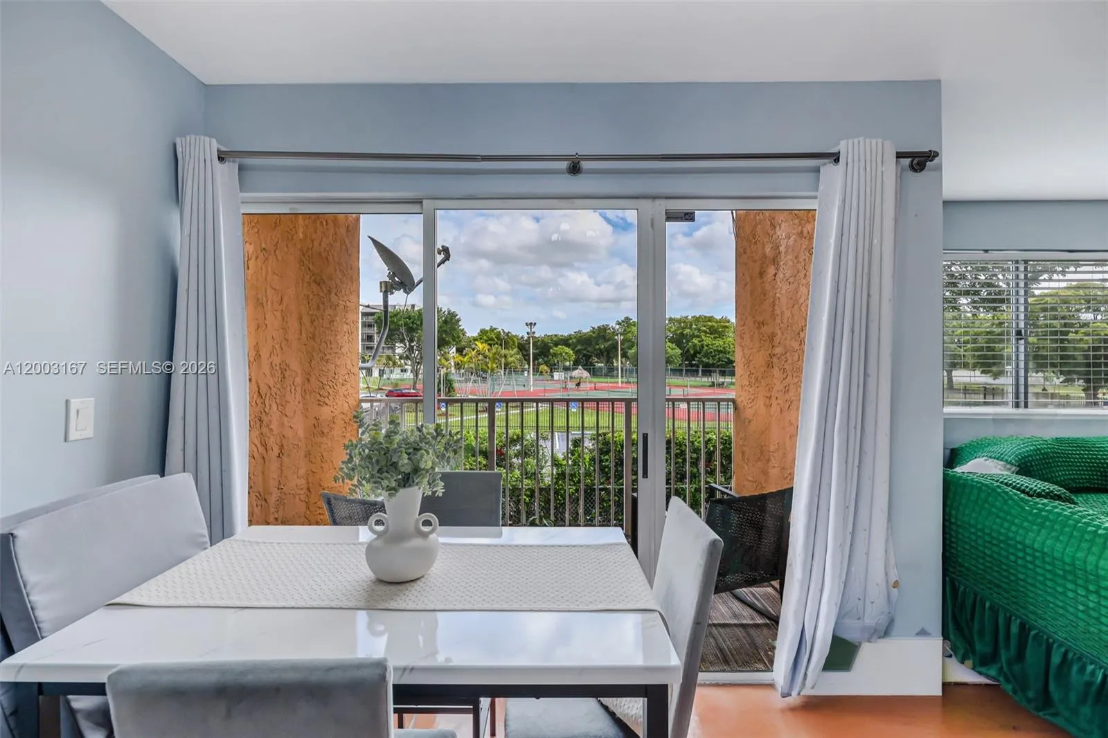 6255 Kendale Lakes Cir # 218, Miami FL 33183