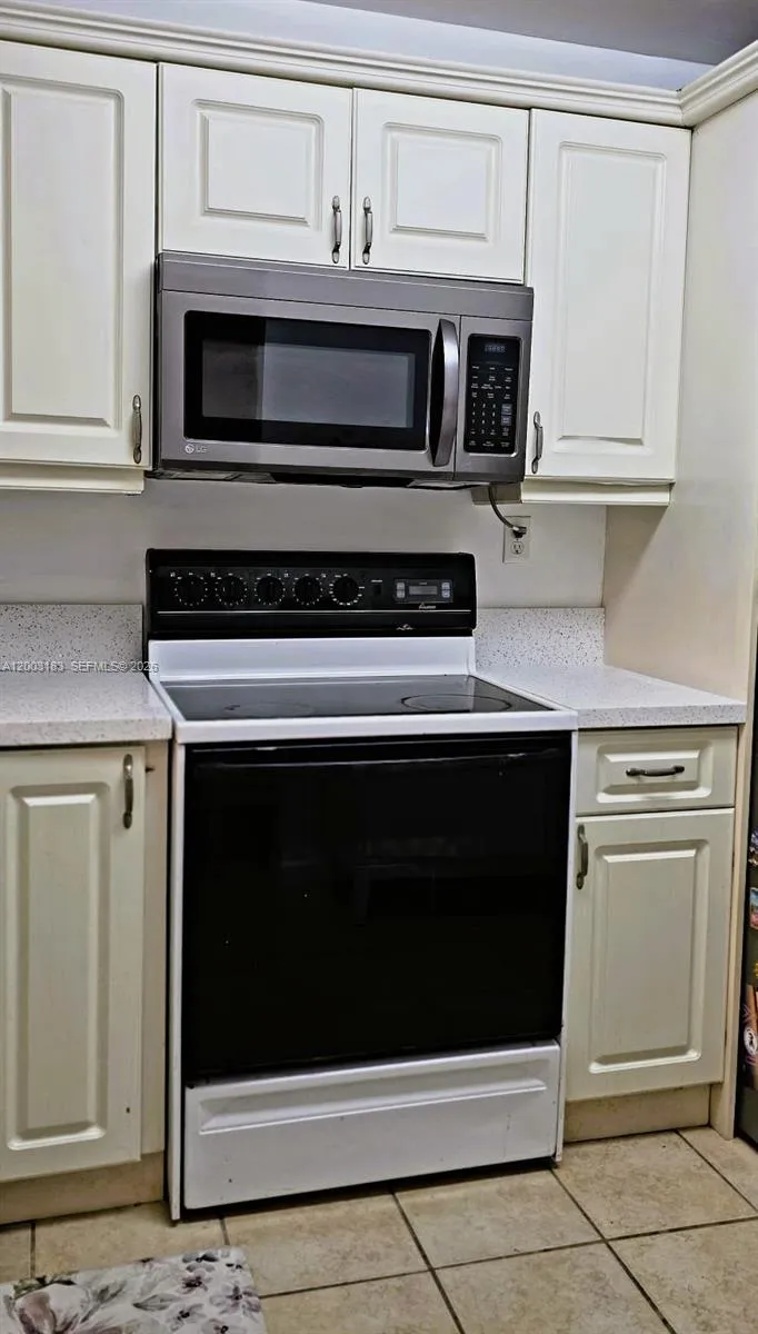 10835 SW 112th Ave # 106, Miami FL 33176