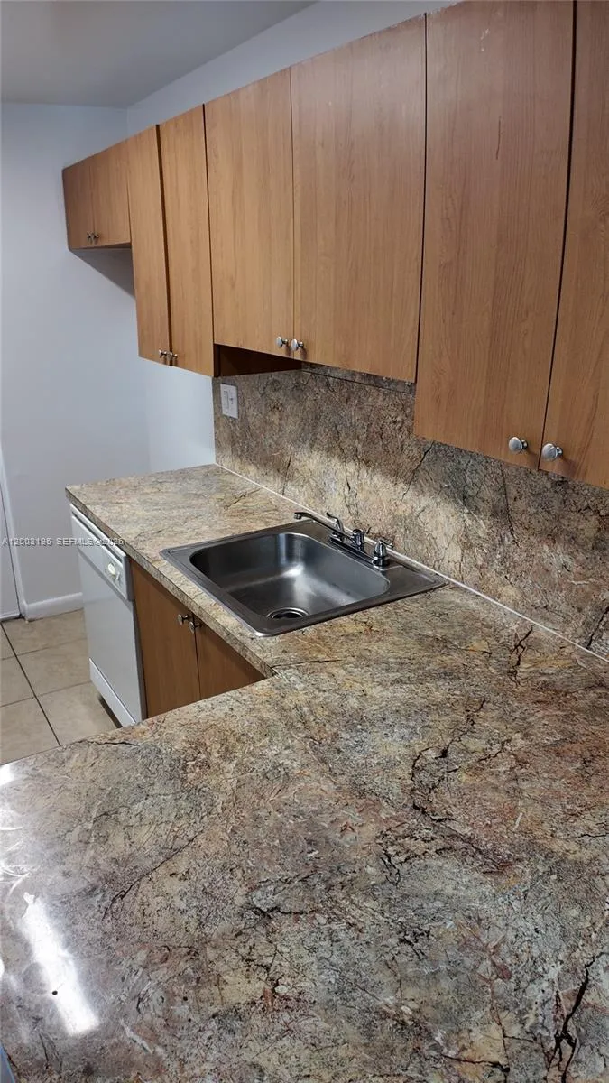 11140 SW 196th St # 310, Cutler Bay FL 33157