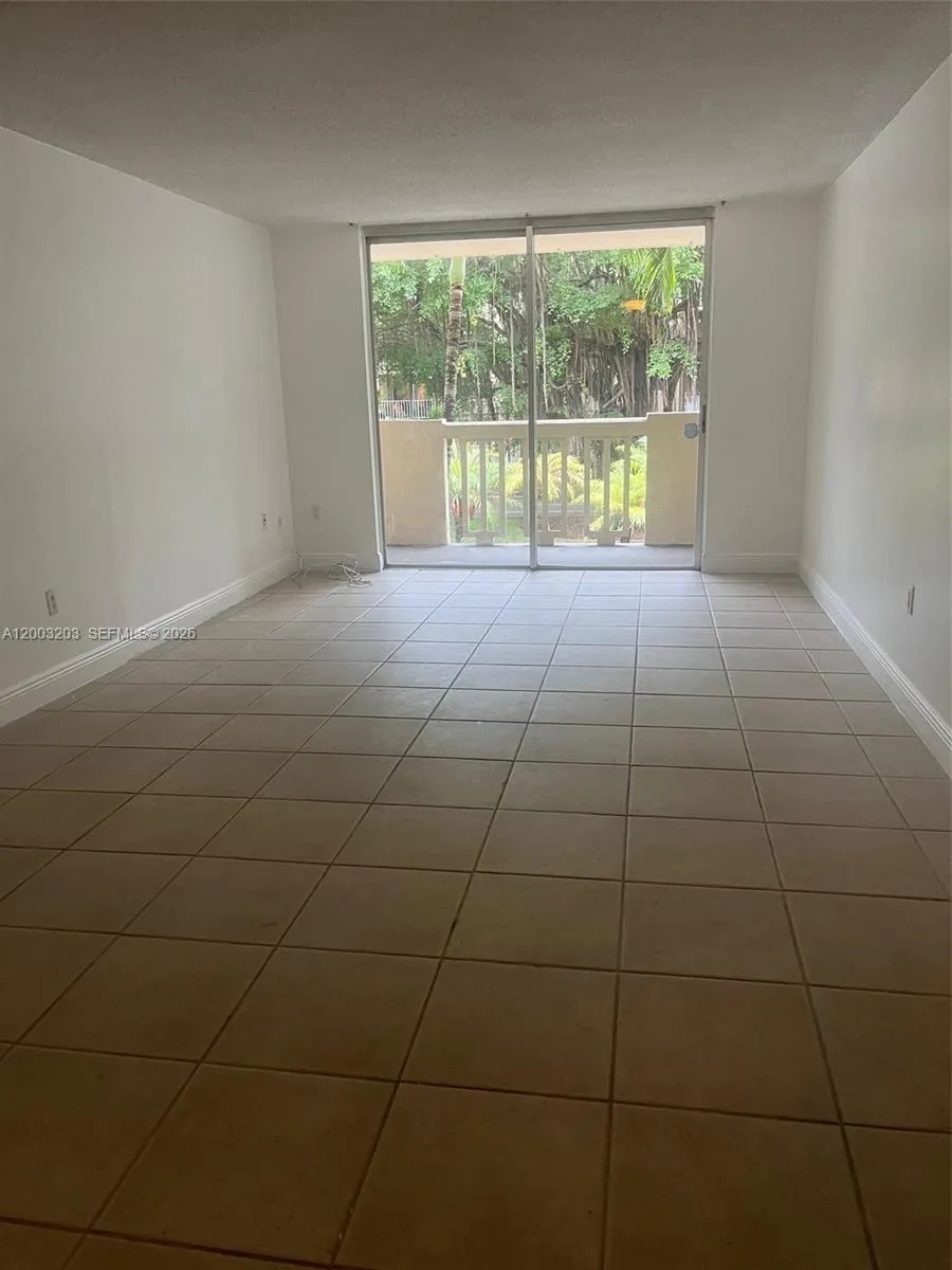 1800 Sans Souci Blvd # 218, North Miami FL 33181