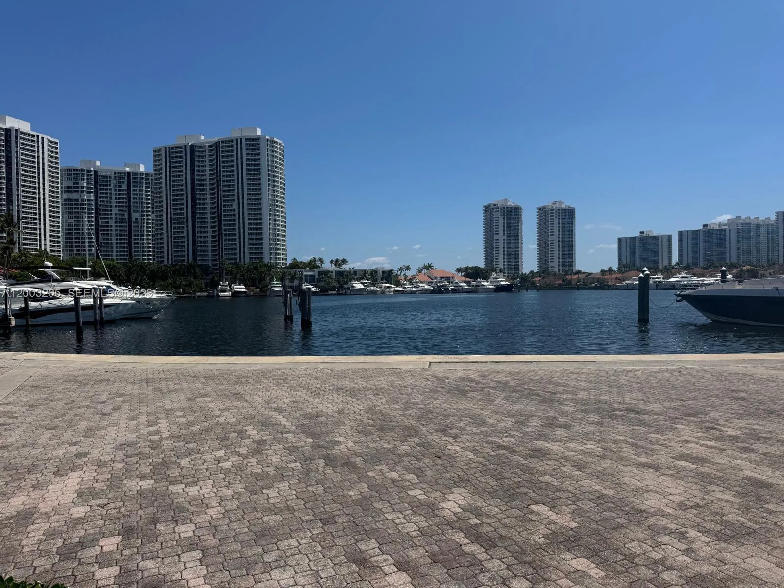 21208 Harbor Way # 13, Aventura FL 33180