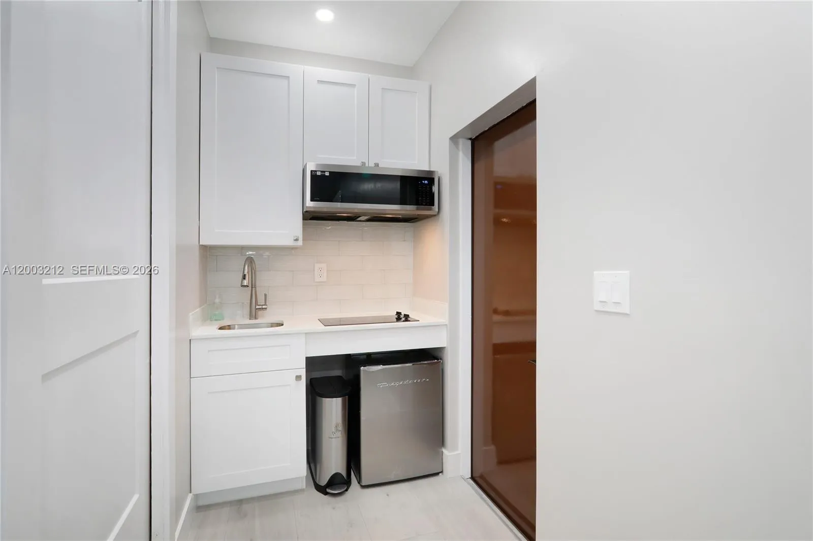 2368 SW 21st St Side, Miami FL 33145