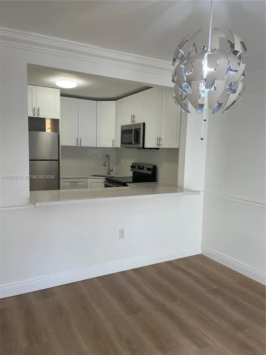 401 NW 72nd Ave # D, Miami FL 33126