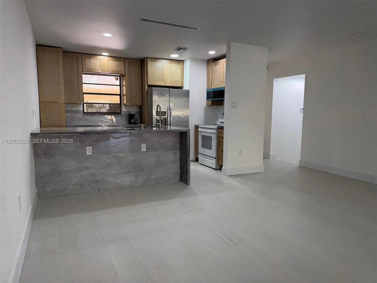 3877 Estepona Ave, Doral FL 33178