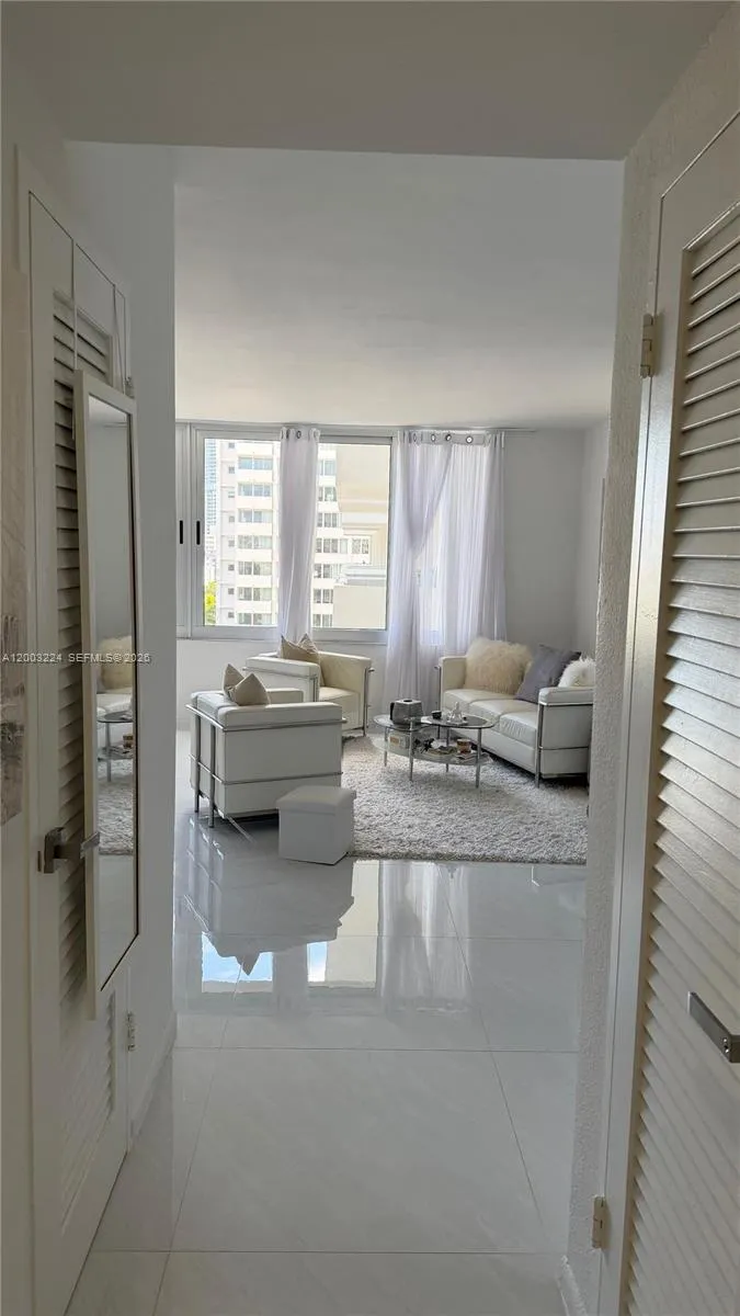 1200 West Ave # 814, Miami Beach FL 33139