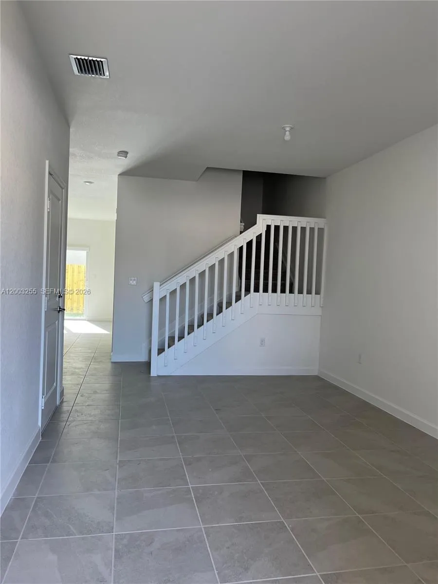 2679 SE 25th Ter, Homestead FL 33035