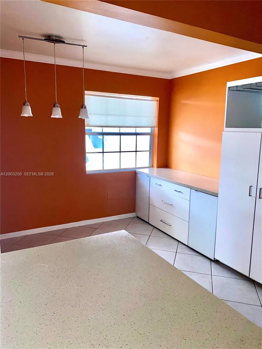 464 NE 210th Cir Ter # 10A, Miami FL 33179