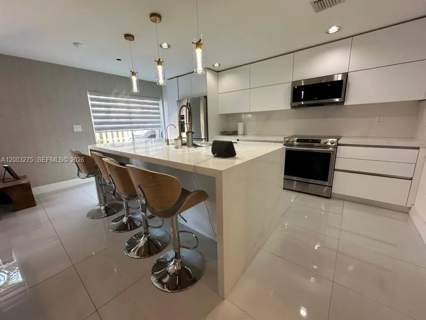 11521 NW 50th Ter, Doral FL 33178