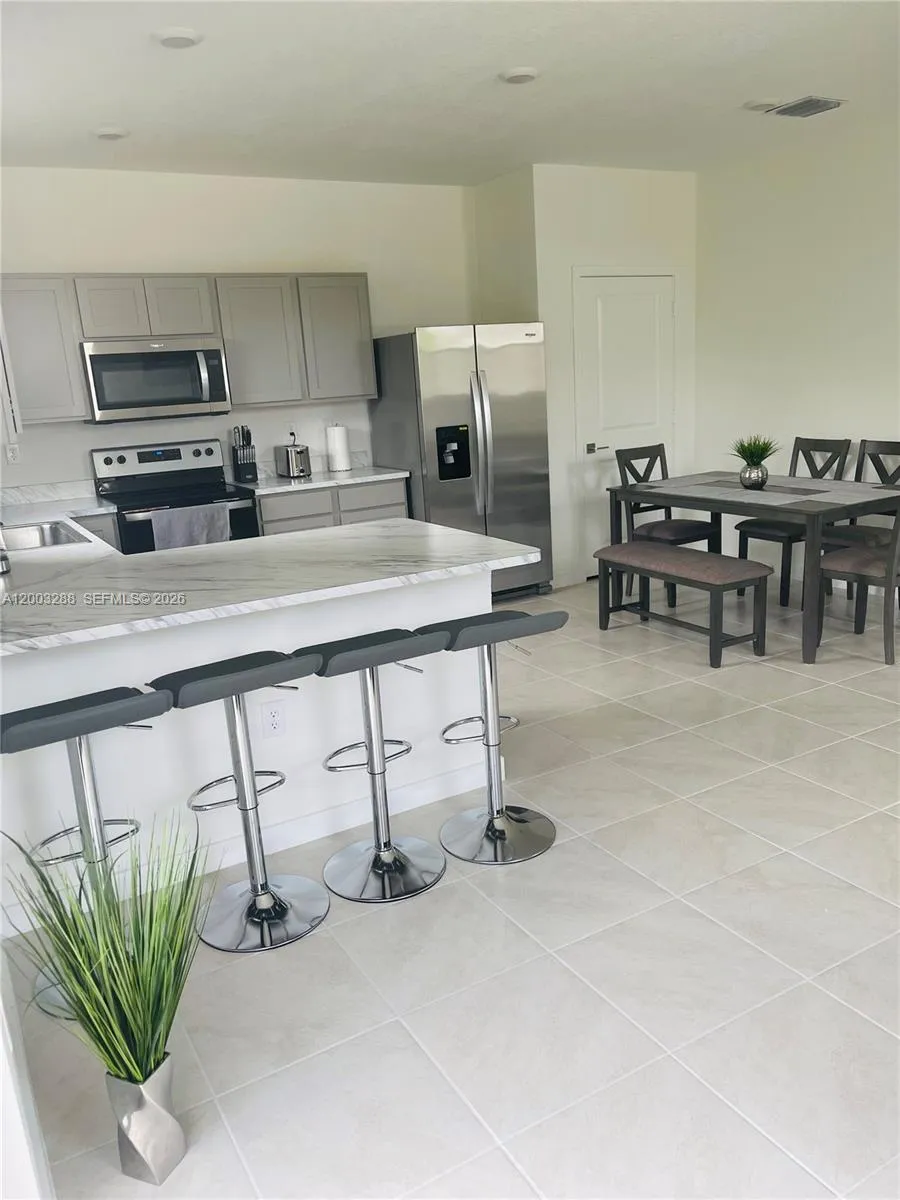 916 SE 19th St # 916, Homestead FL 33034