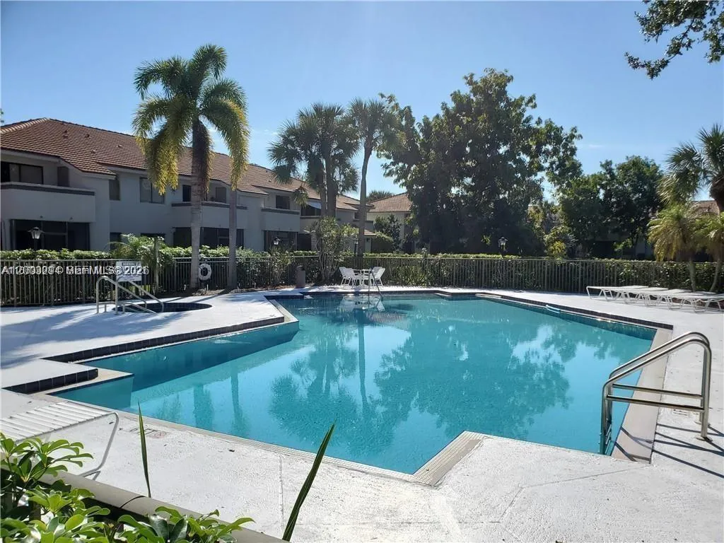 3204 Coral Lake Ln # 3204, Coral Springs FL 33065