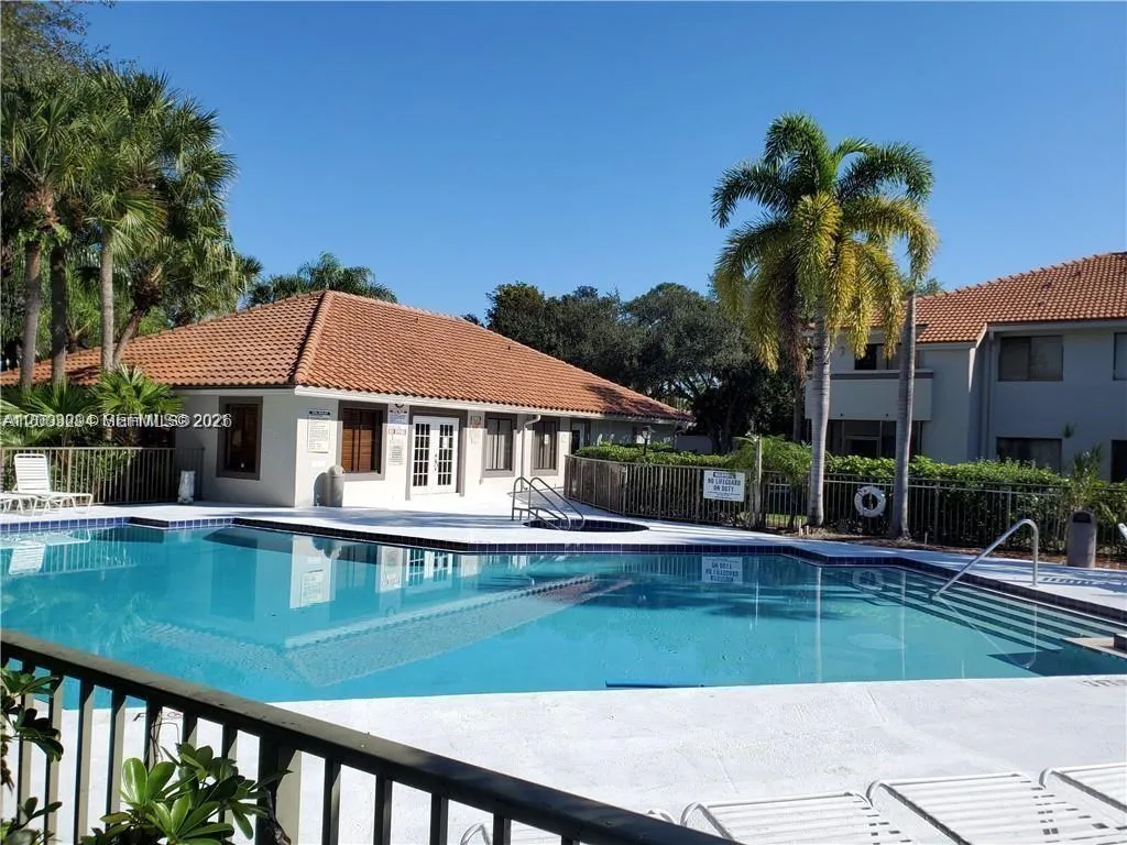 3204 Coral Lake Ln # 3204, Coral Springs FL 33065