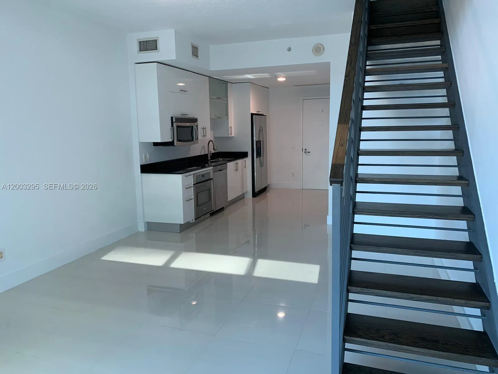 60 SW 13 ST # 3202, Miami FL 33130