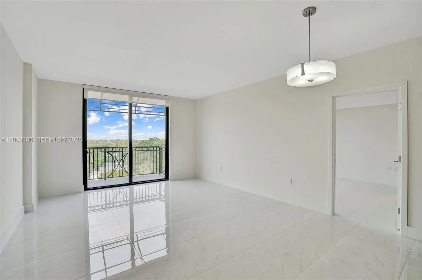 301 Altara Ave # 821, Coral Gables FL 33146