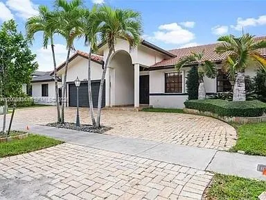 8978 NW 152nd Ln, Miami Lakes FL 33018