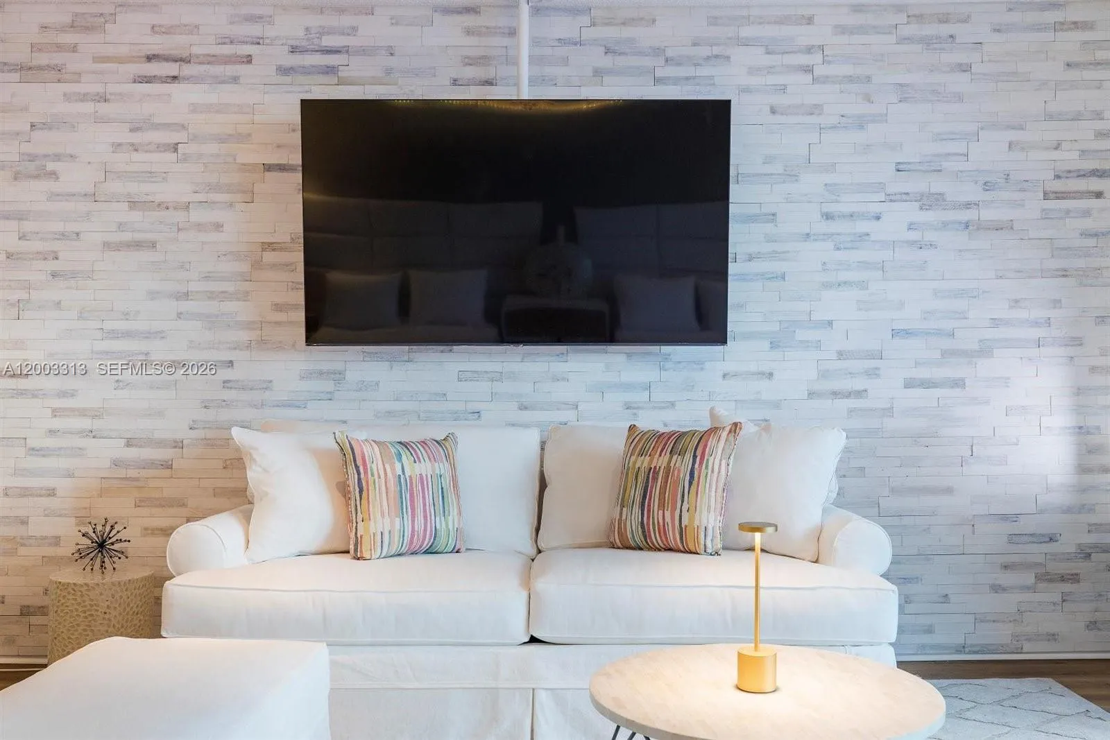 2301 Collins Ave # 421, Miami Beach FL 33139