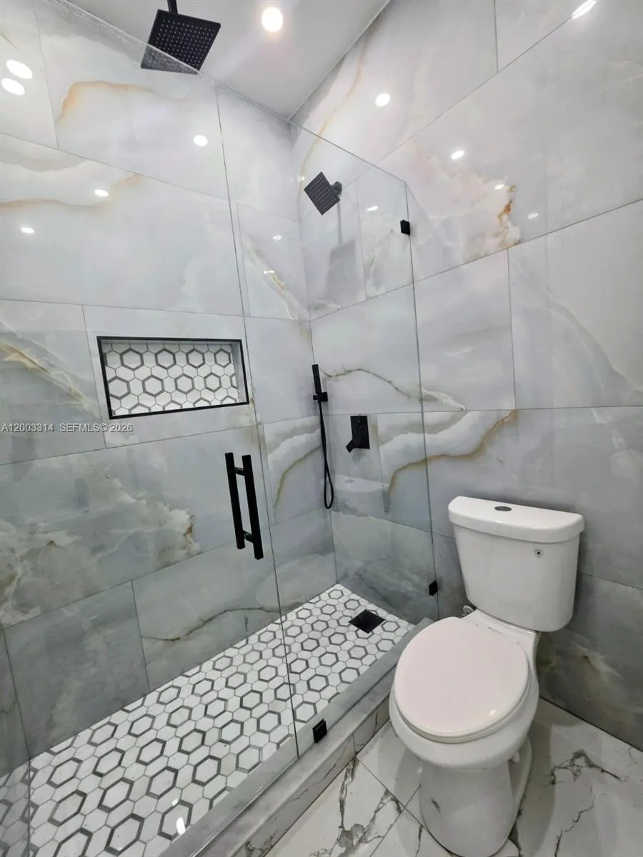 402 Harrison Dr, Lehigh Acres FL 33936