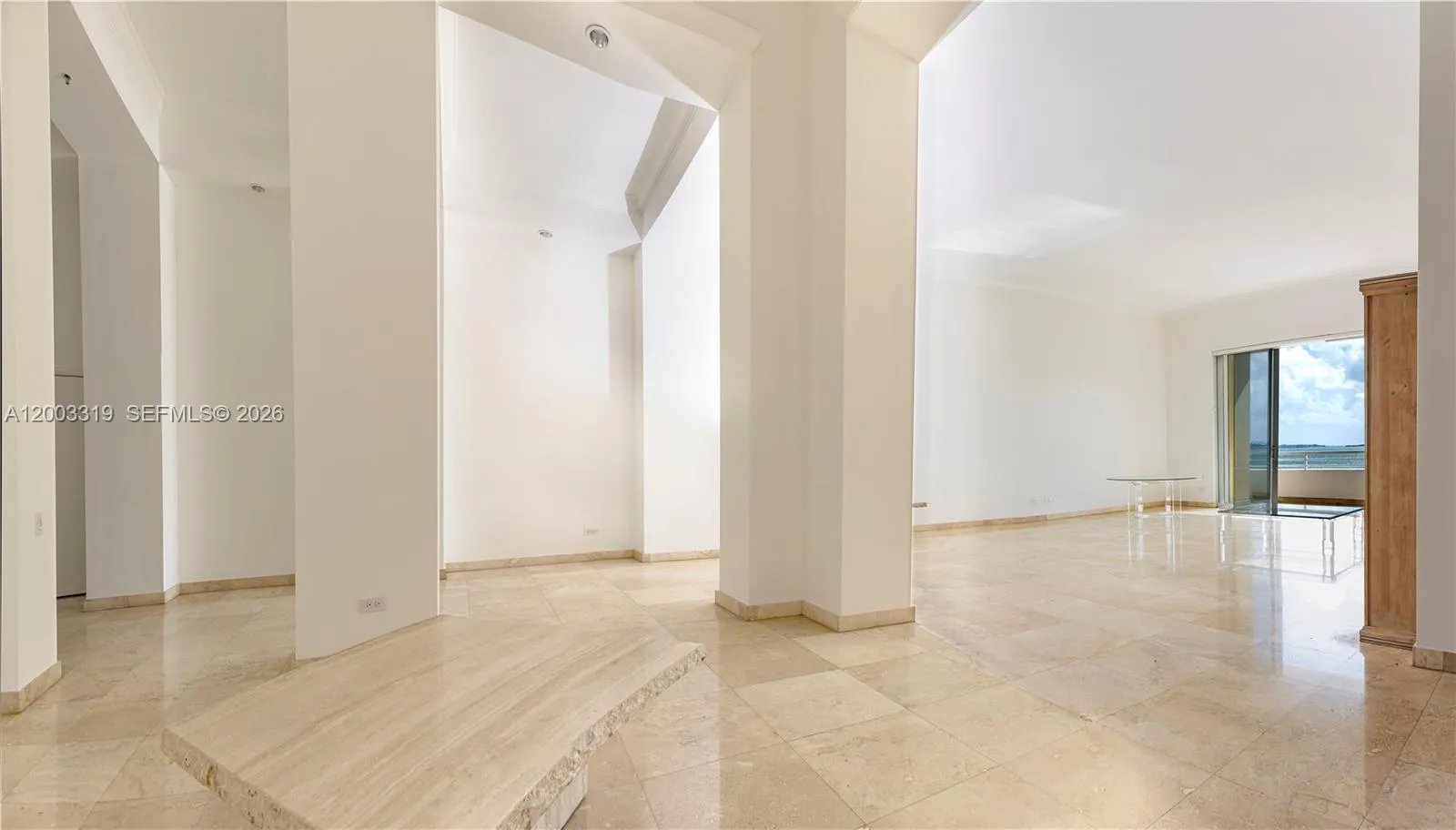 808 Brickell Key Dr # 404, Miami FL 33131