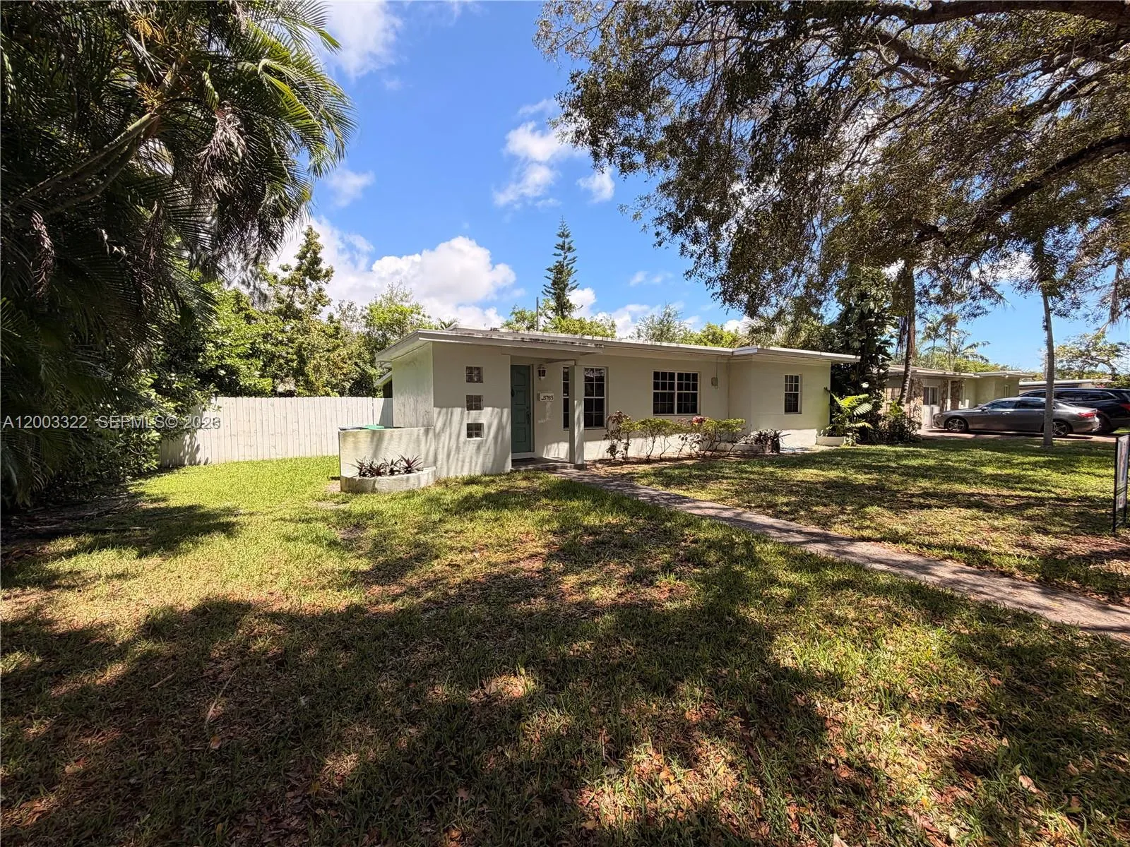 5765 SW 48th St, Miami FL 33155