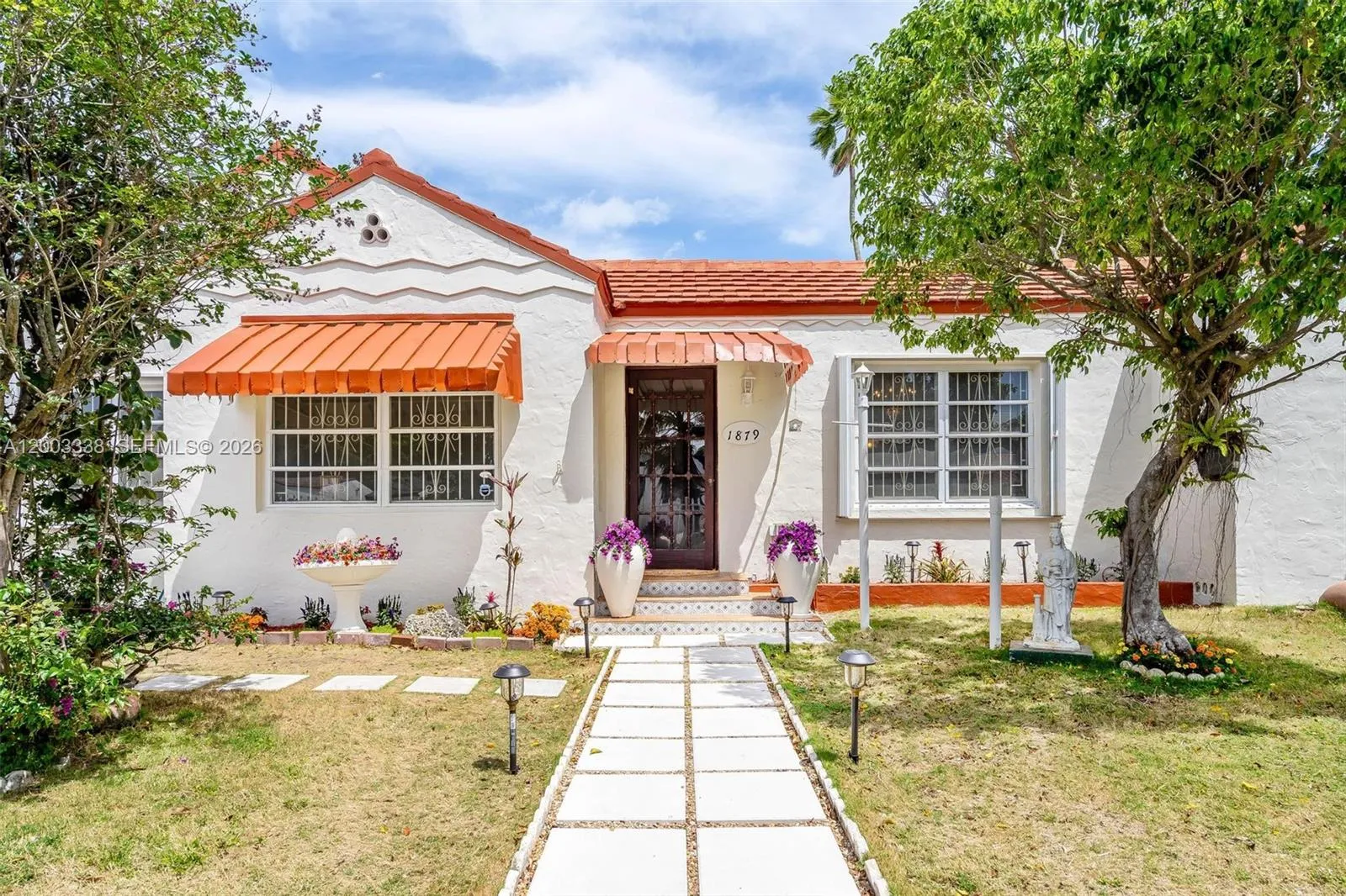 1879 SW 16th St, Miami FL 33145