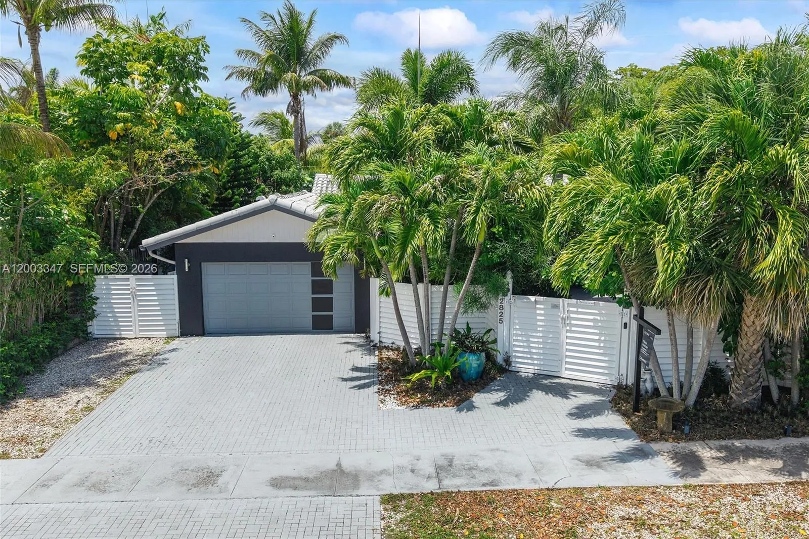 2825 NW 10th Ave, Wilton Manors FL 33311