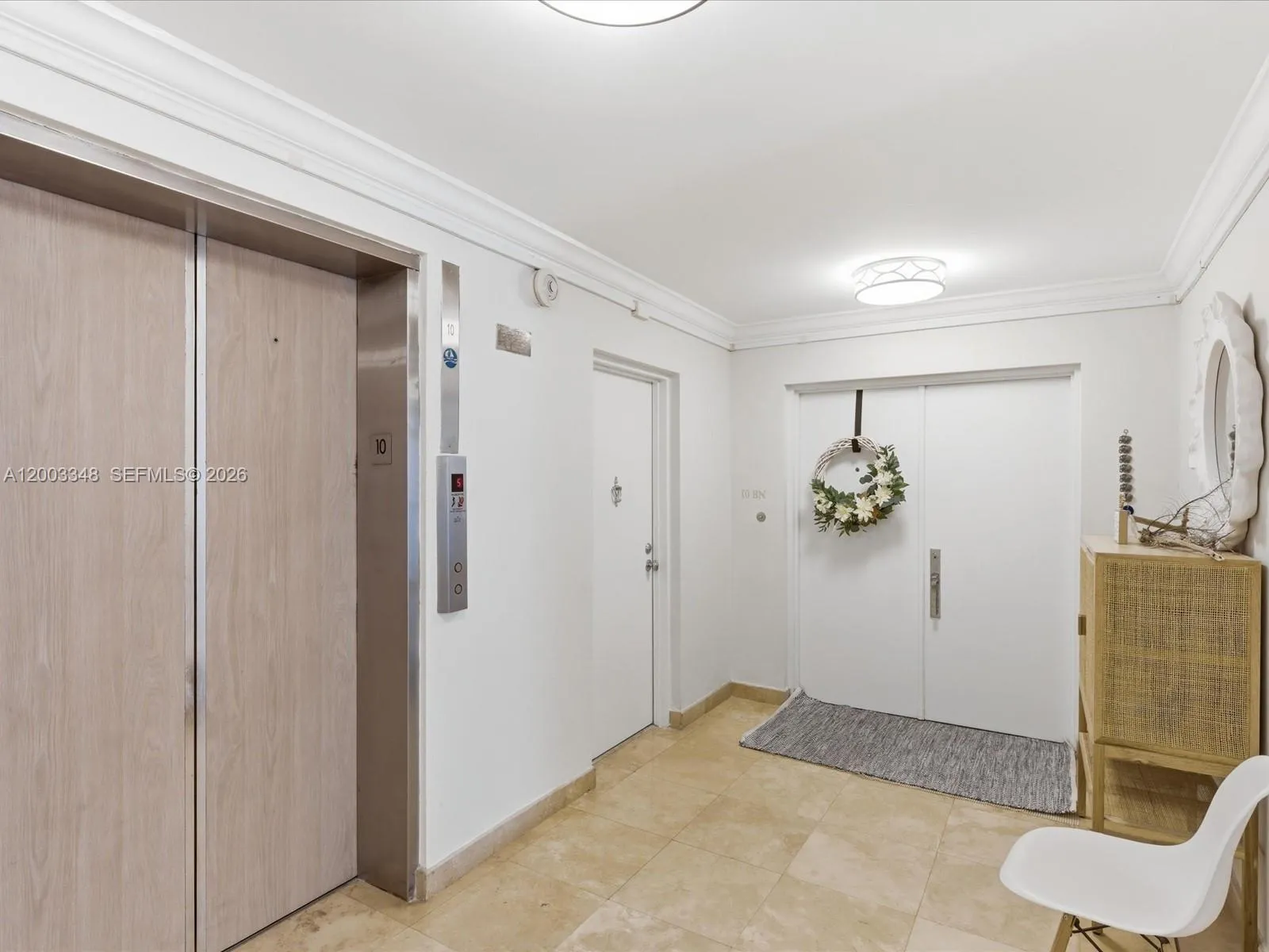 600 Grapetree Dr, Key Biscayne FL 33149