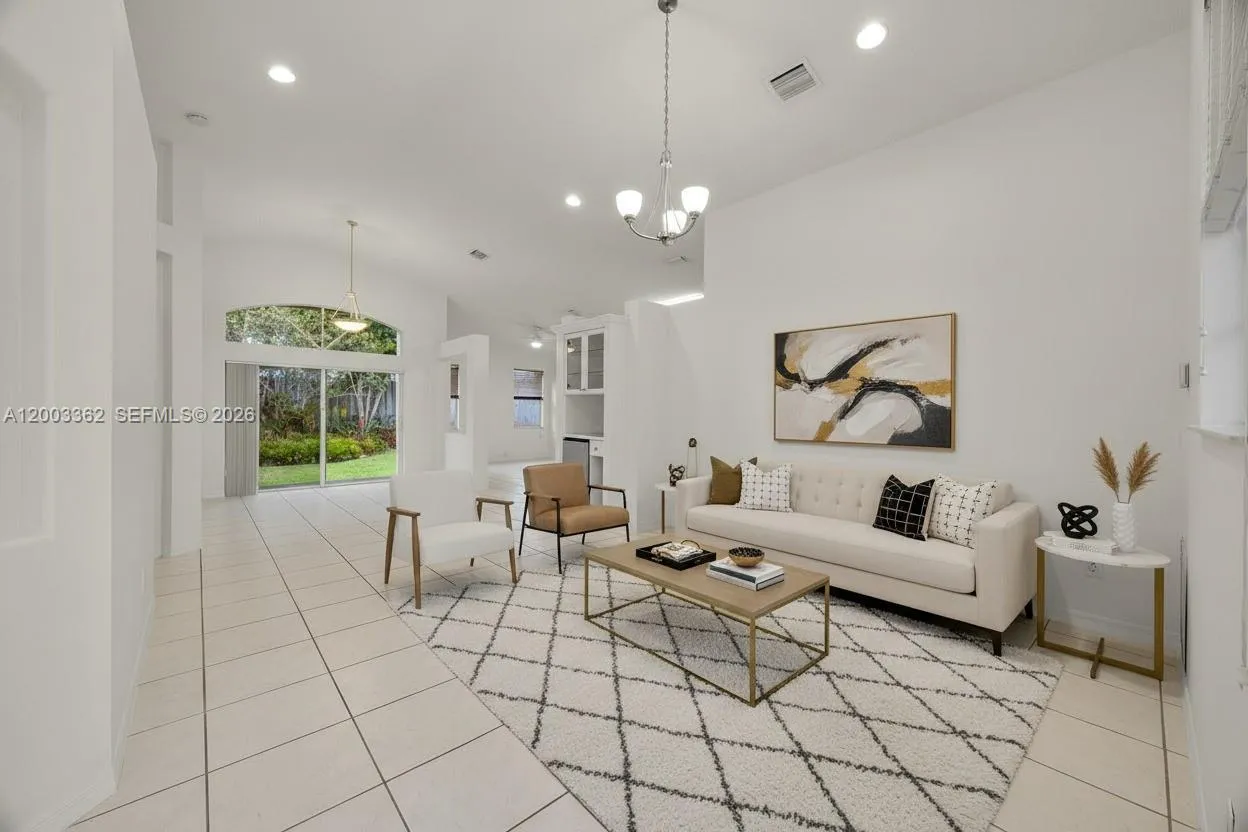 18322 SW 94th Ct, Palmetto Bay FL 33157