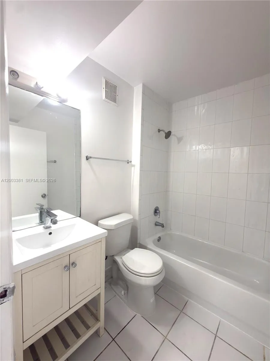 14020 NE 3rd Ct # 5, Miami FL 33161