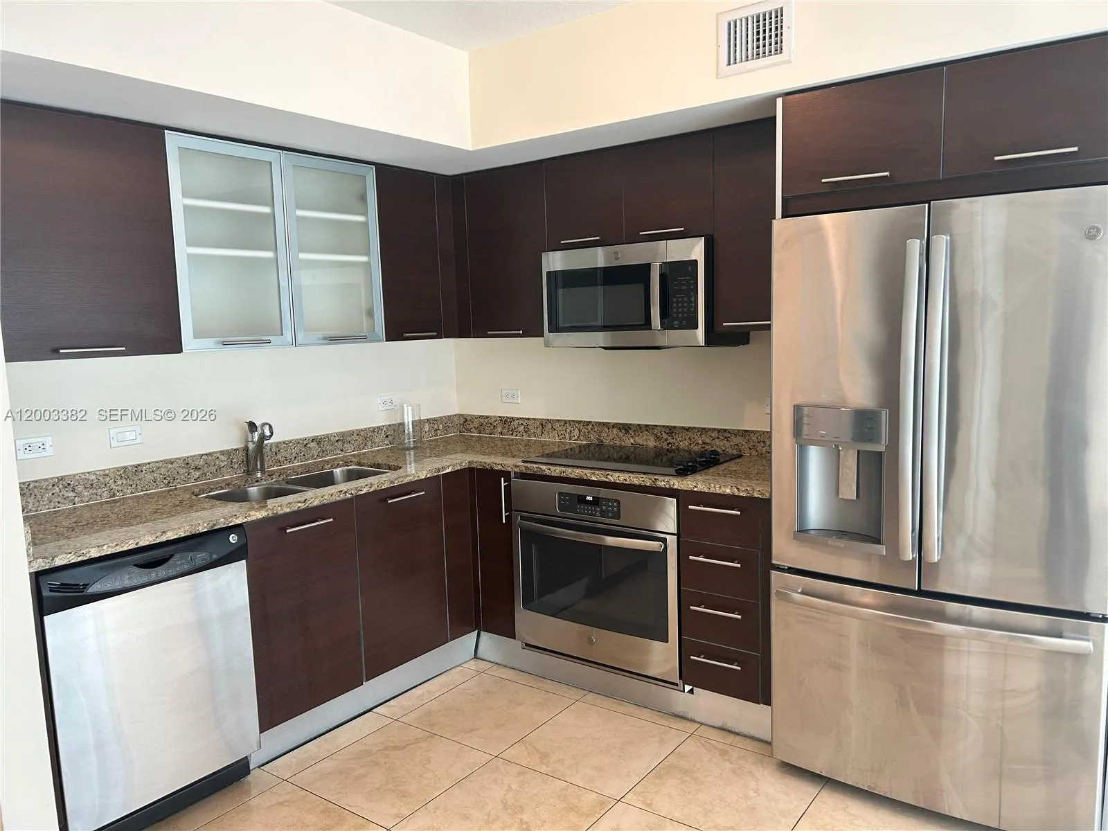41 SE 5th St # 1108, Miami FL 33131