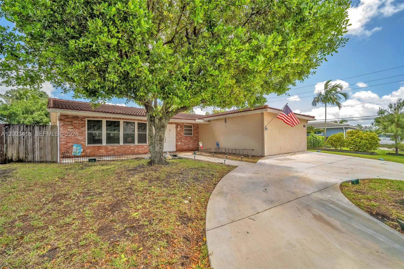 1911 N 53rd Ave, Hollywood FL 33021