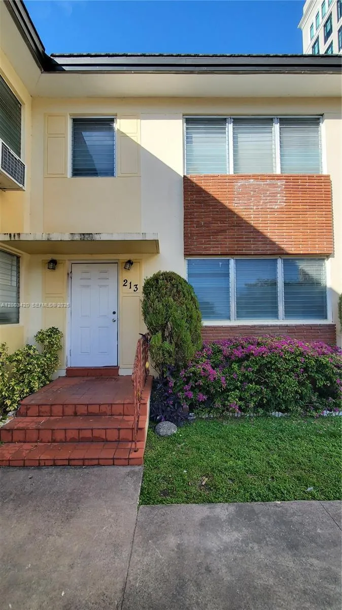 215 Zamora Ave # 3, Coral Gables FL 33134