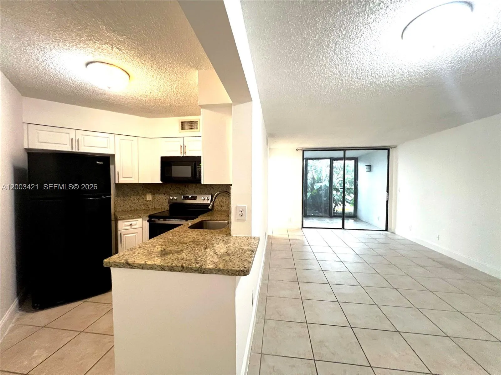 210 Lake Pointe Dr # 112, Oakland Park FL 33309