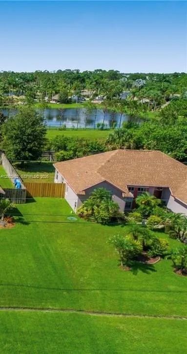 6030 NW Wolverine Rd, Port St. Lucie FL 34986