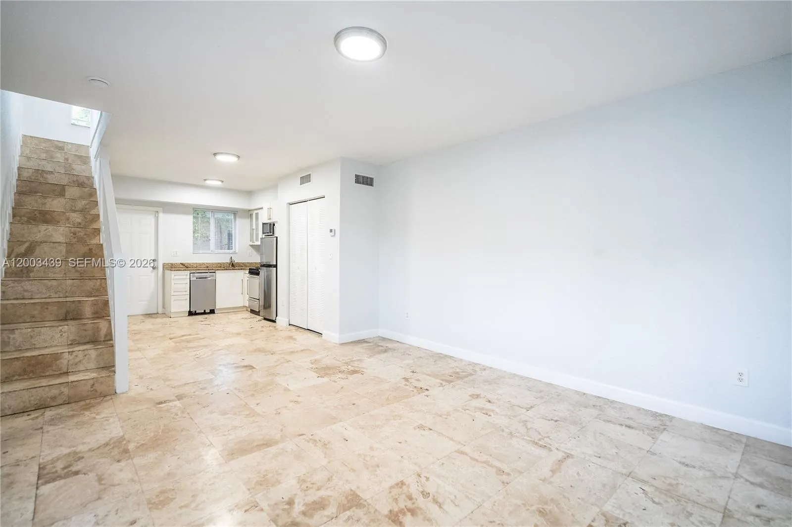 2180 Bay Dr # 1A, Miami Beach FL 33141